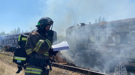 Густой черный дым над заводом в Пензе объяснили учениями