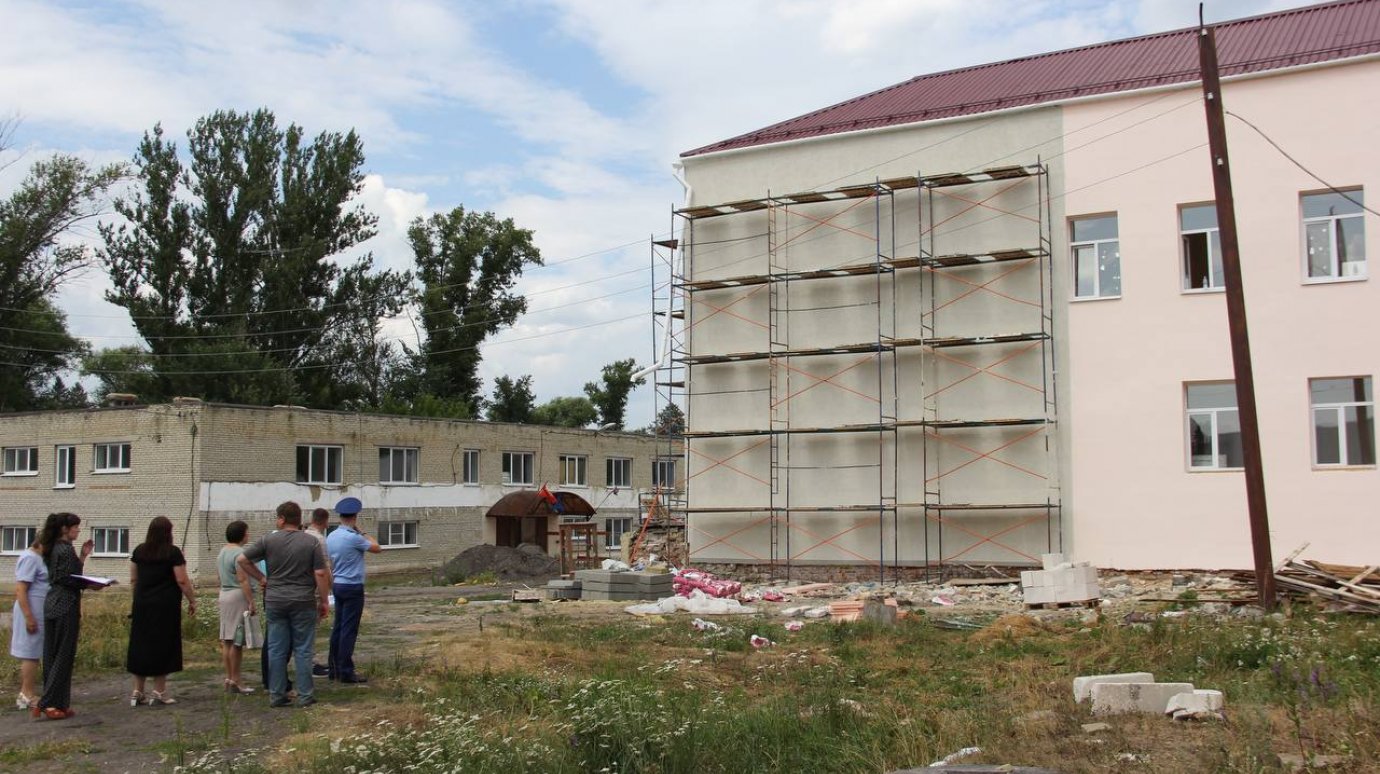 Прокуратура выявила нарушения в строительстве городищенской школы