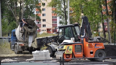 Новую школу в Заре готовят к сдаче в эксплуатацию