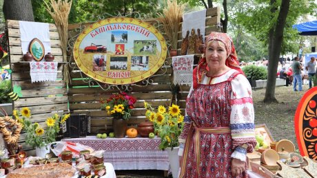 У стен главного собора Пензы прошел праздник трех Спасов