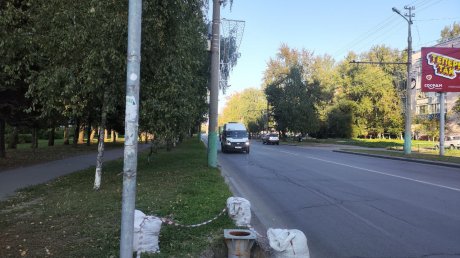 Переход на Западной Поляне не смогли обезопасить в обещанный срок