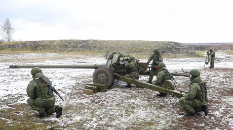 Губернатор провел смотр подразделений теробороны региона