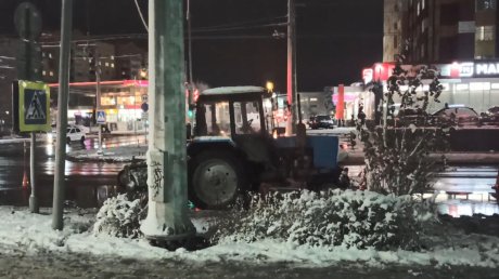 В Засечном 7-летний ребенок попал под колеса трактора