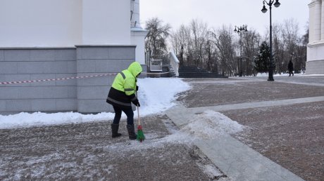 В Пензе территории всех храмов расчистят от снега перед Рождеством