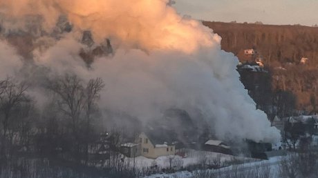 Пензенцы сообщили о пожаре в Дальнем Арбекове