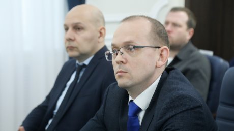 Алмаз Хакимов покинул должность министра экономического развития