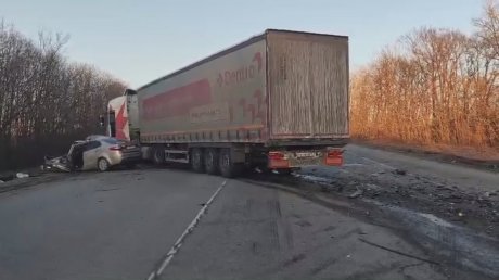 Появились новые кадры смертельных ДТП в Пензе и Бессоновском районе
