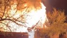 В ночном пожаре погибли два жителя Никольска