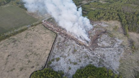 В Никольском районе 3 дня тушили горевшую свалку