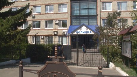 В Каменке мать с сыном отдали мошенникам более 3 миллионов
