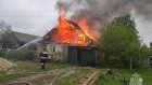 В Никольске горевший дом тушили 10 пожарных