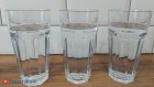 В детской воде из «ВкусВилла» обнаружили превышение токсичного вещества