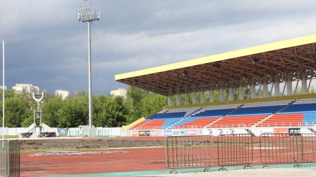 Дорожки на стадионе «Первомайский» пока останутся без ремонта