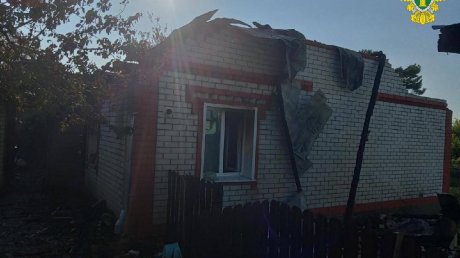 В Пачелмском районе сварщик спалил чужой дом