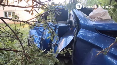 Появились кадры с места смертельного ДТП на Измайлова