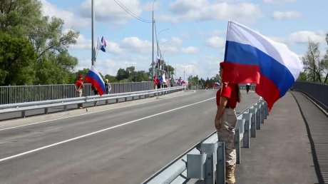 В поселке Лунино открыли движение по новому мосту через Шукшу