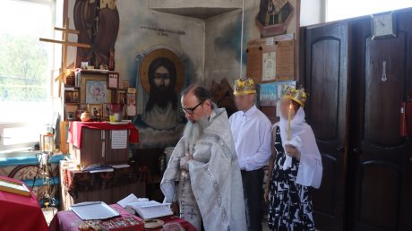 В Пензе осужденный венчался в исправительной колонии