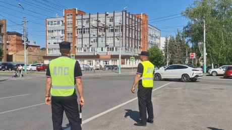 В Пензе полицейские наказали водителей за тонировку