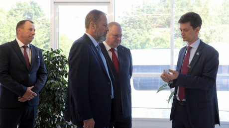 Игорь Комаров оценил производство медицинских изделий в Пензе