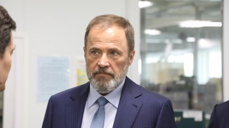 Игорь Комаров оценил производство медицинских изделий в Пензе