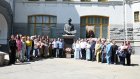 У картинной галереи открыли обновленный памятник Савицкому