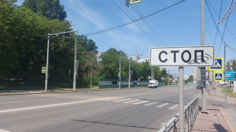 Стало известно, почему на Гидрострое уже год не работает частный светофор