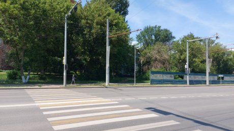 Стало известно, почему на Гидрострое уже год не работает частный светофор