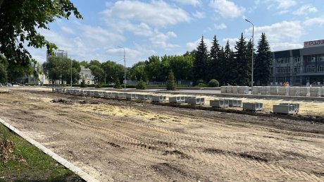 На главной площади в Кузнецке начались работы по водоотведению