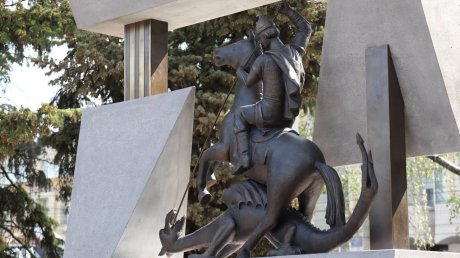 В Пензе открыли памятный знак в честь участников СВО