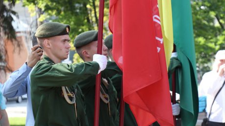 В Пензе открыли памятный знак в честь участников СВО