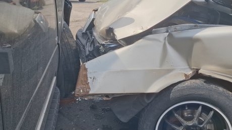 Появились новые кадры ДТП на Шуисте, где пострадали дети