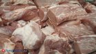 Врач развеял миф о мытье мяса перед готовкой