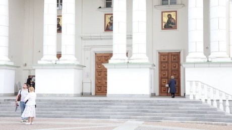 На Спасском соборе появилась новая мозаичная икона