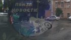 Момент наезда на курьера на улице Захарова попал на видео