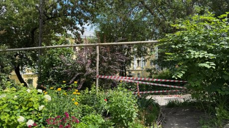 В Пензе начался ремонт лестницы в районе «Детской библиотеки»