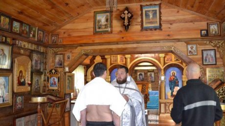 В Пензе осужденного крестили в исправительной колонии
