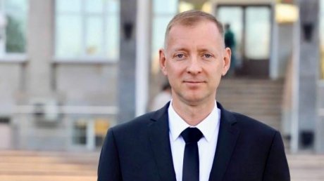 Денис Соболев поздравил пензенцев с Днем семьи, любви и верности