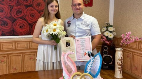 В Пензенской области 61 пара поженилась в праздничный день
