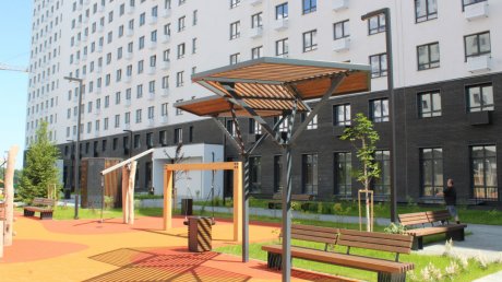 Губернатор Олег Мельниченко посетил строящиеся школы в Арбекове