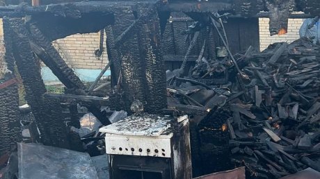 При пожаре в микрорайоне Маньчжурия погиб мужчина