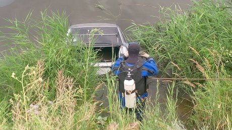 В Междуречье утопили легковой автомобиль
