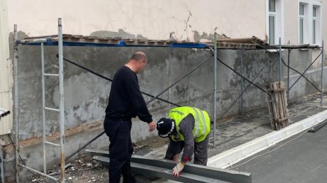 В Пензе ремонтируют поликлинику центра спецвидов медпомощи