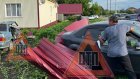 В поселке Беково 2 водителя протаранили забор частного дома