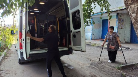 Жители области за полгода совершили более 1 000 поездок на соцтакси
