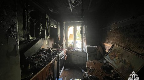 В Кузнецке случился пожар в многоквартирном доме