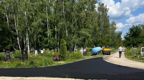 С пензенских кладбищ вывезли более 7000 кубометров мусора