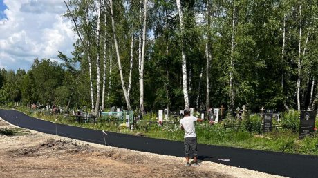 С пензенских кладбищ вывезли более 7000 кубометров мусора