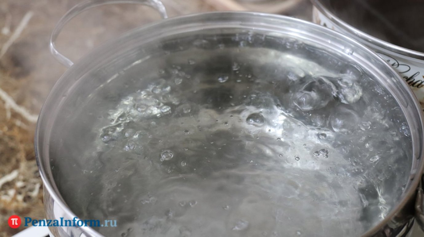 В 87 домах в Ближнем Арбекове внезапно отключили горячую воду