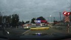 В Пензе накажут водителя, который схитрил на переезде