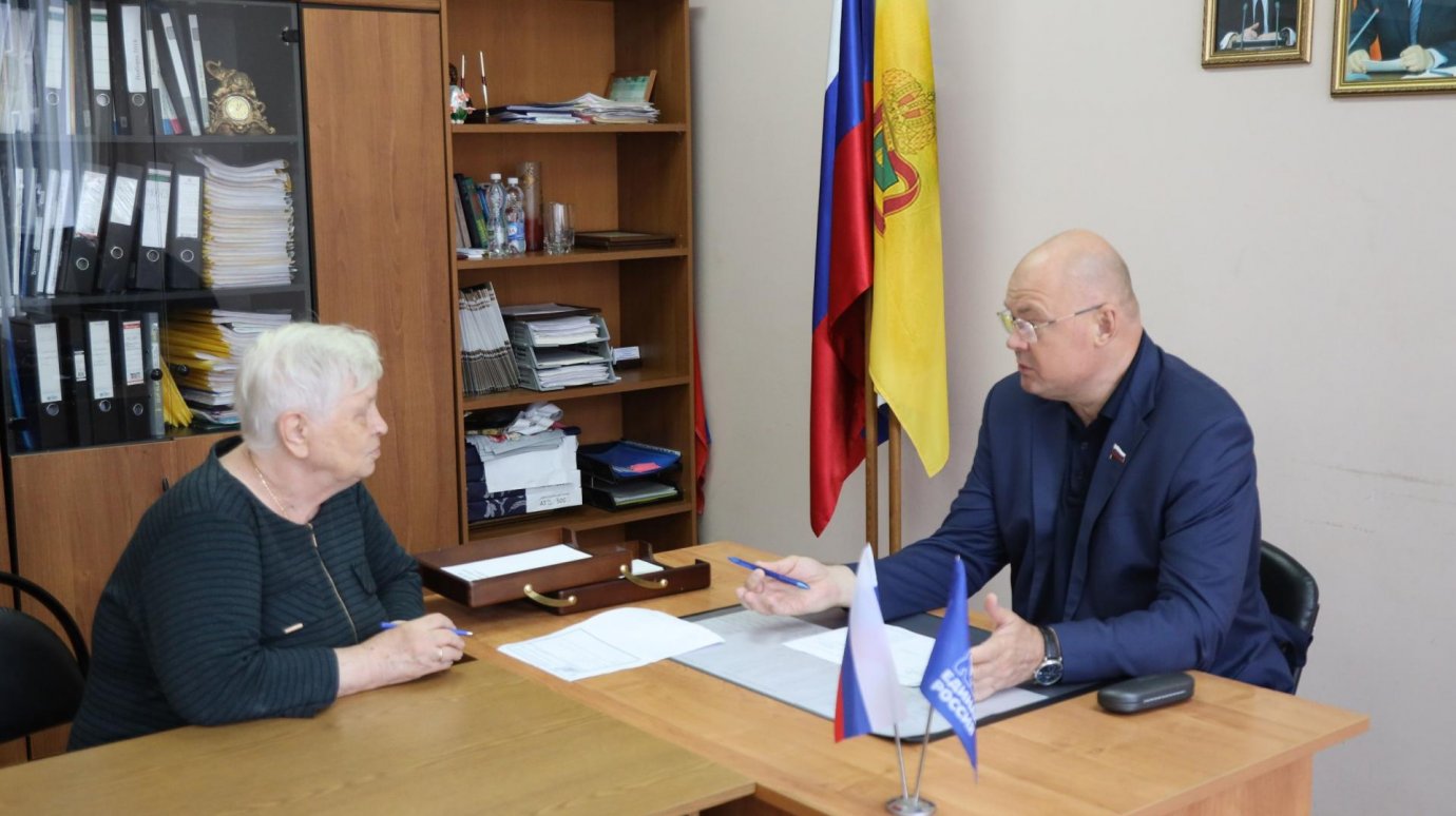 Вадим Супиков выслушал проблемы жителей Железнодорожного района
